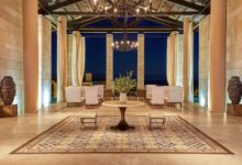 The-Romanos-a-Luxury-Collection-Resort-Lobby